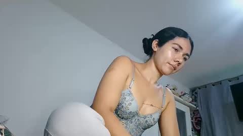 Abbi mooncb online show from 20, 1, 2025