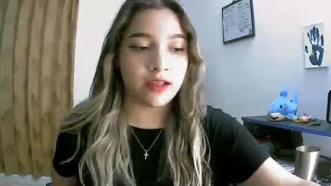 Abbie cute online show from 14, 4, 2026
