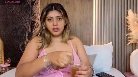 Abbygail online show from 6, 11, 2025