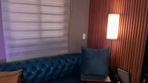 Abby Saenz online show from 9, 3, 2026