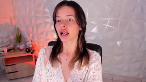 Abby Saenz online show from 7, 7, 2026
