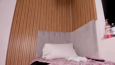 abby_swett1 online show from 18, 2, 2026