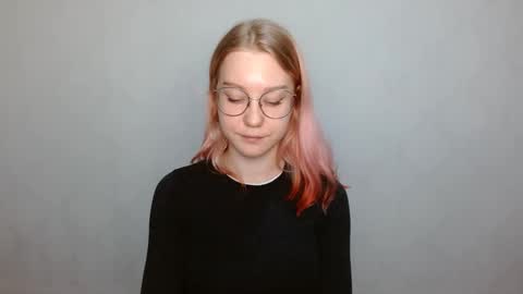 Snapshot of abbymoore__ chatting on 14, 12, 2024 Abby Lovense is active online show from 14, 12, 2024