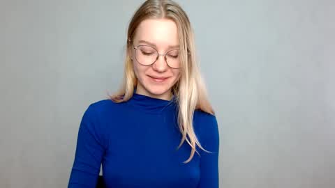 Snapshot of abbymoore__ chatting on 19, 2, 2025 Abby Lovense is active online show from 19, 2, 2025