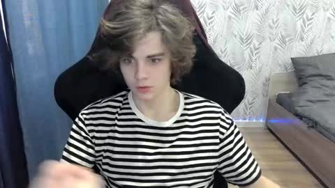 abbysal_blade online show from 4, 1, 2025