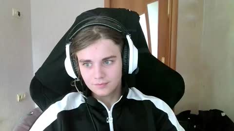 abbysal_blade online show from 3, 10, 2025