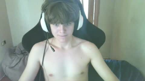 Snapshot of abbysal_blade chatting on 27, 6, 2026 abbysal_blade online show from 27, 6, 2026
