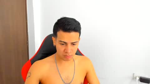 Independence model AbelAsburgo online show from 13, 7, 2026