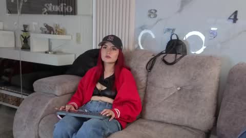 abella_as_ online show from 28, 4, 2026