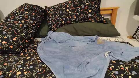 Naked Gentleman online show from 21, 12, 2025