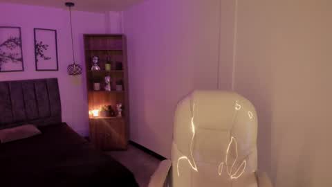 Abigail online show from 13, 12, 2024