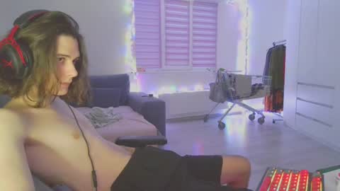 hi  cum in pvt noi extra tip online show from 18, 12, 2024