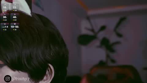 Snapshot of abril__colen chatting on 20, 12, 2025 April online show from 20, 12, 2025