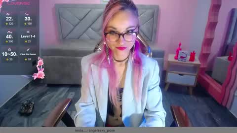 abril_ch_ online show from 7, 11, 2025