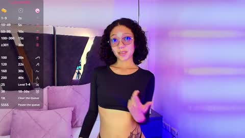  Abril  online show from 17, 2, 2025