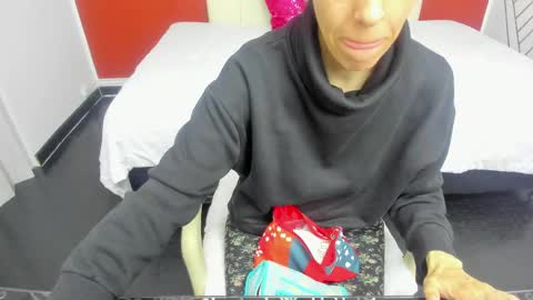 ABRIL online show from 28, 2, 2025