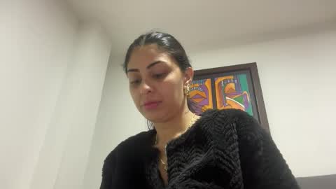 abrilsantosxo online show from 11, 4, 2026