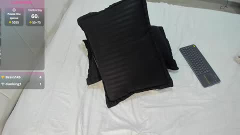 Snapshot of abrilsonne chatting on 12, 2, 2025 AbrilSonne online show from 12, 2, 2025