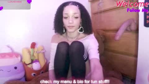 Peach online show from 19, 11, 2025