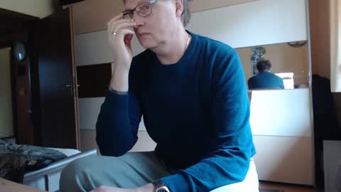 Snapshot of ach471 chatting on 10, 12, 2024 ach471 online show from 10, 12, 2024