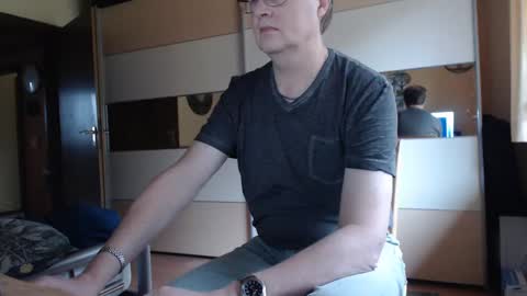 Snapshot of ach471 chatting on 15, 12, 2024 ach471 online show from 15, 12, 2024