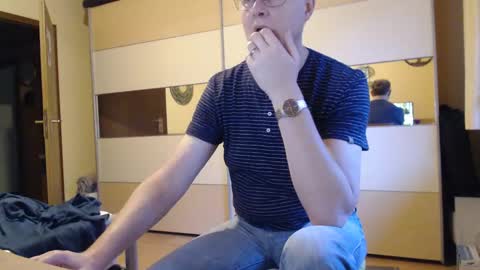 Snapshot of ach471 chatting on 19, 12, 2024 ach471 online show from 19, 12, 2024