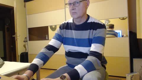 Snapshot of ach471 chatting on 10, 1, 2025 ach471 online show from 10, 1, 2025