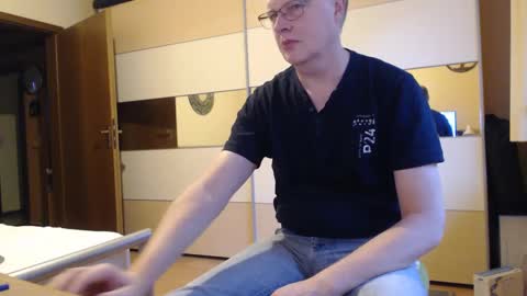 Snapshot of ach471 chatting on 11, 1, 2025 ach471 online show from 11, 1, 2025