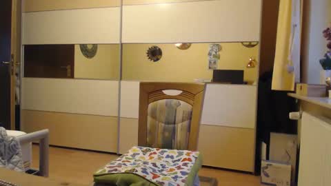 Snapshot of ach471 chatting on 6, 3, 2025 ach471 online show from 6, 3, 2025