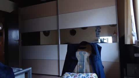 Snapshot of ach471 chatting on 10, 3, 2025 ach471 online show from 10, 3, 2025