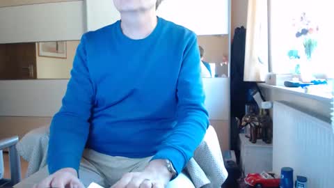 Snapshot of ach471 chatting on 2, 10, 2025 ach471 online show from 2, 10, 2025