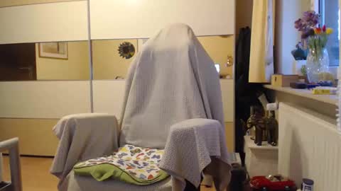 Snapshot of ach471 chatting on 5, 10, 2025 ach471 online show from 5, 10, 2025