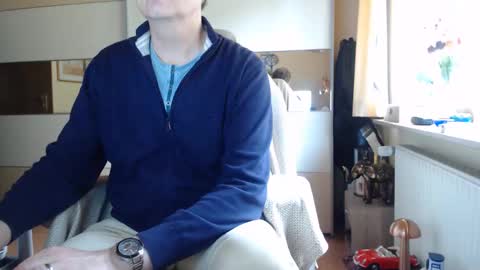 Snapshot of ach471 chatting on 15, 10, 2025 ach471 online show from 15, 10, 2025