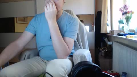 Snapshot of ach471 chatting on 18, 10, 2025 ach471 online show from 18, 10, 2025