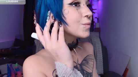 Acid or Iya  vacation November 19 to November 26 online show from 31, 12, 2024