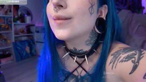 Acid or Iya  vacation November 19 to November 26 online show from 3, 2, 2025