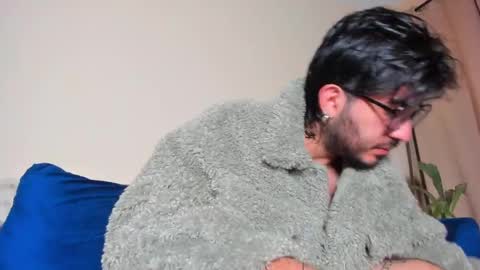 R. online show from 10, 1, 2025