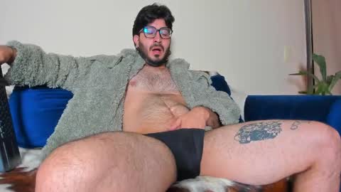 R. online show from 10, 1, 2025