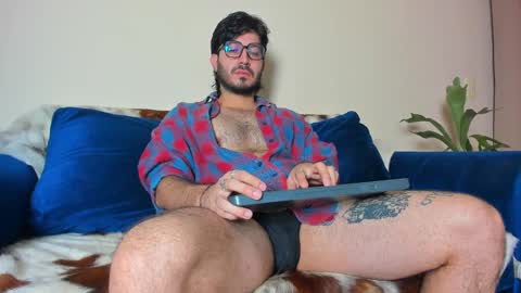 R. online show from 19, 1, 2025