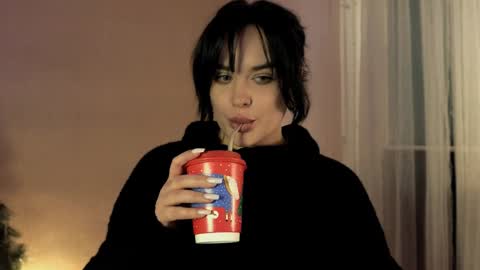 Snapshot of actavia_rose chatting on 24, 12, 2024 my inst love inside 17 online show from 24, 12, 2024