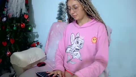 Ada naugthy28 online show from 21, 12, 2025