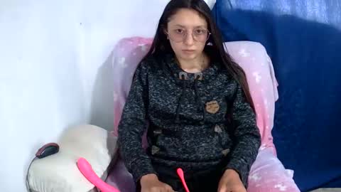 Ada naugthy28 online show from 19, 3, 2026