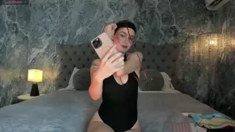 ada_turner online show from 23, 7, 2026