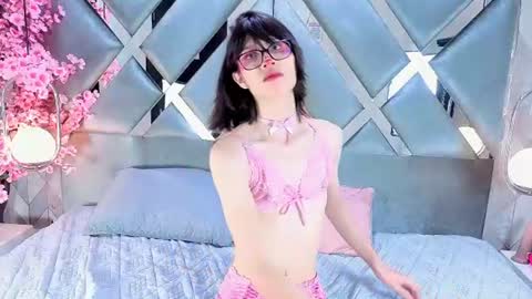    online show from 15, 6, 2026