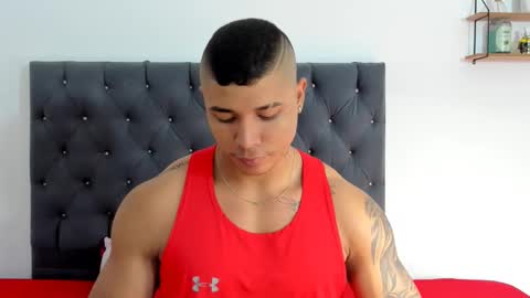 Snapshot of adam_boss chatting on 25, 2, 2025 adam boss online show from 25, 2, 2025