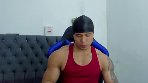 Snapshot of adam_boss chatting on 13, 10, 2025 adam boss online show from 13, 10, 2025