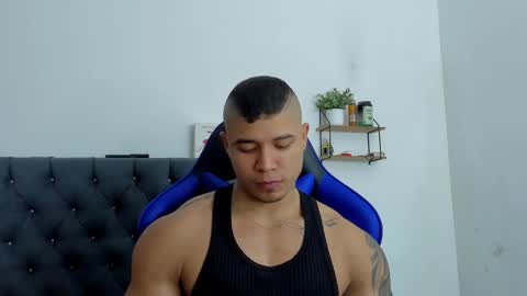 Snapshot of adam_boss chatting on 16, 10, 2025 adam boss online show from 16, 10, 2025