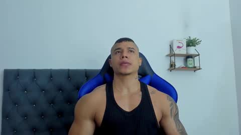 Snapshot of adam_boss chatting on 25, 10, 2025 adam boss online show from 25, 10, 2025