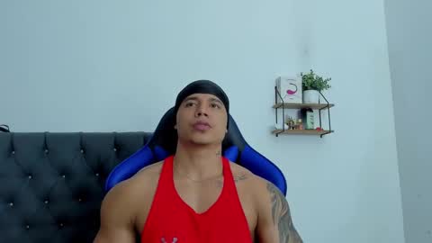 Snapshot of adam_boss chatting on 28, 11, 2025 adam boss online show from 28, 11, 2025