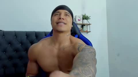 Snapshot of adam_boss chatting on 29, 11, 2025 adam boss online show from 29, 11, 2025